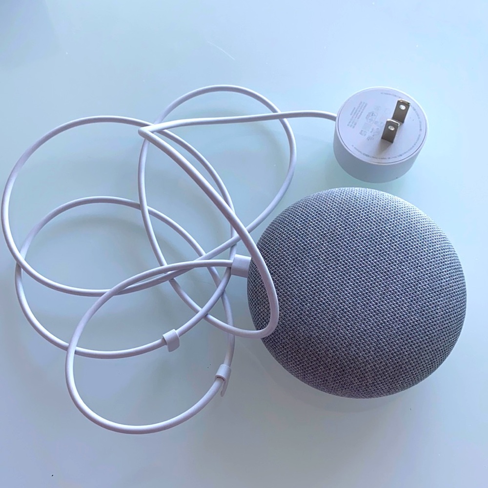 Google home mini speaker